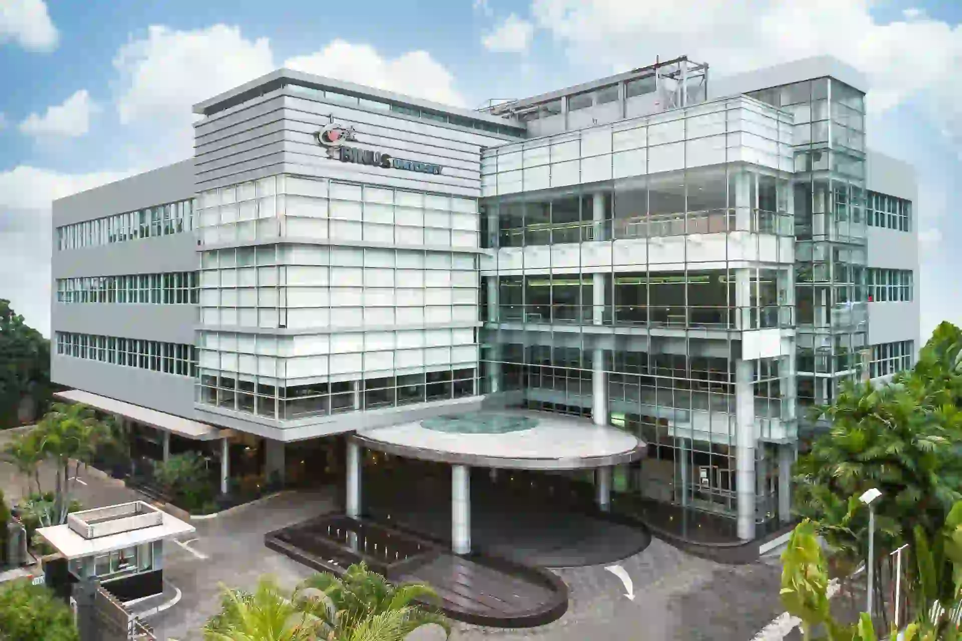 9. Binus Universitas