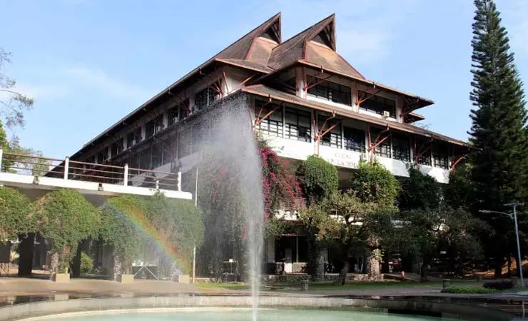 Institut Teknologi Bandung Jurusan DKV Terbaik
