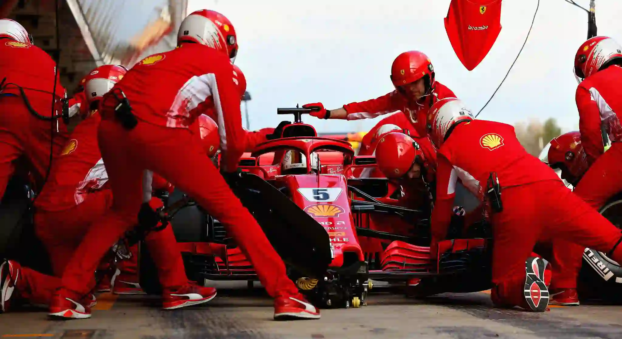 Istilah Tukang Ganti Ban Formula F1