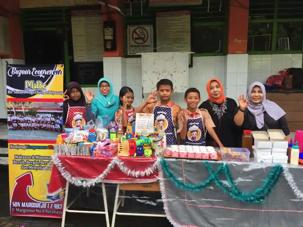 6. Bazar Makanan Kekinian