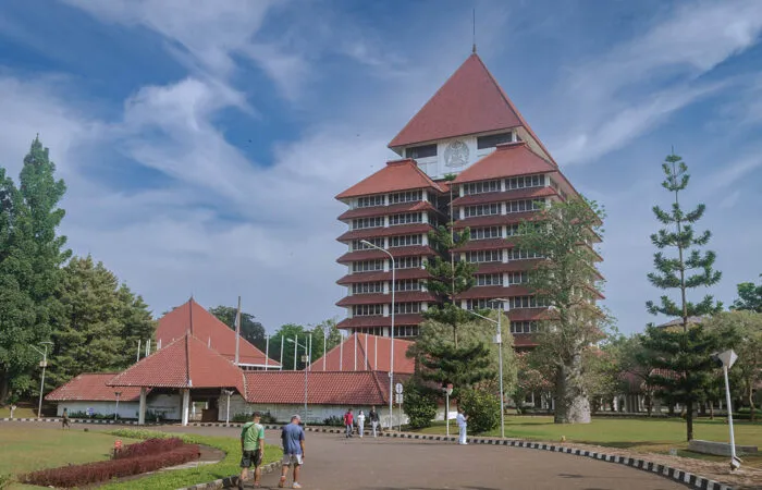 1. Kedokteran Universitas Indonesia