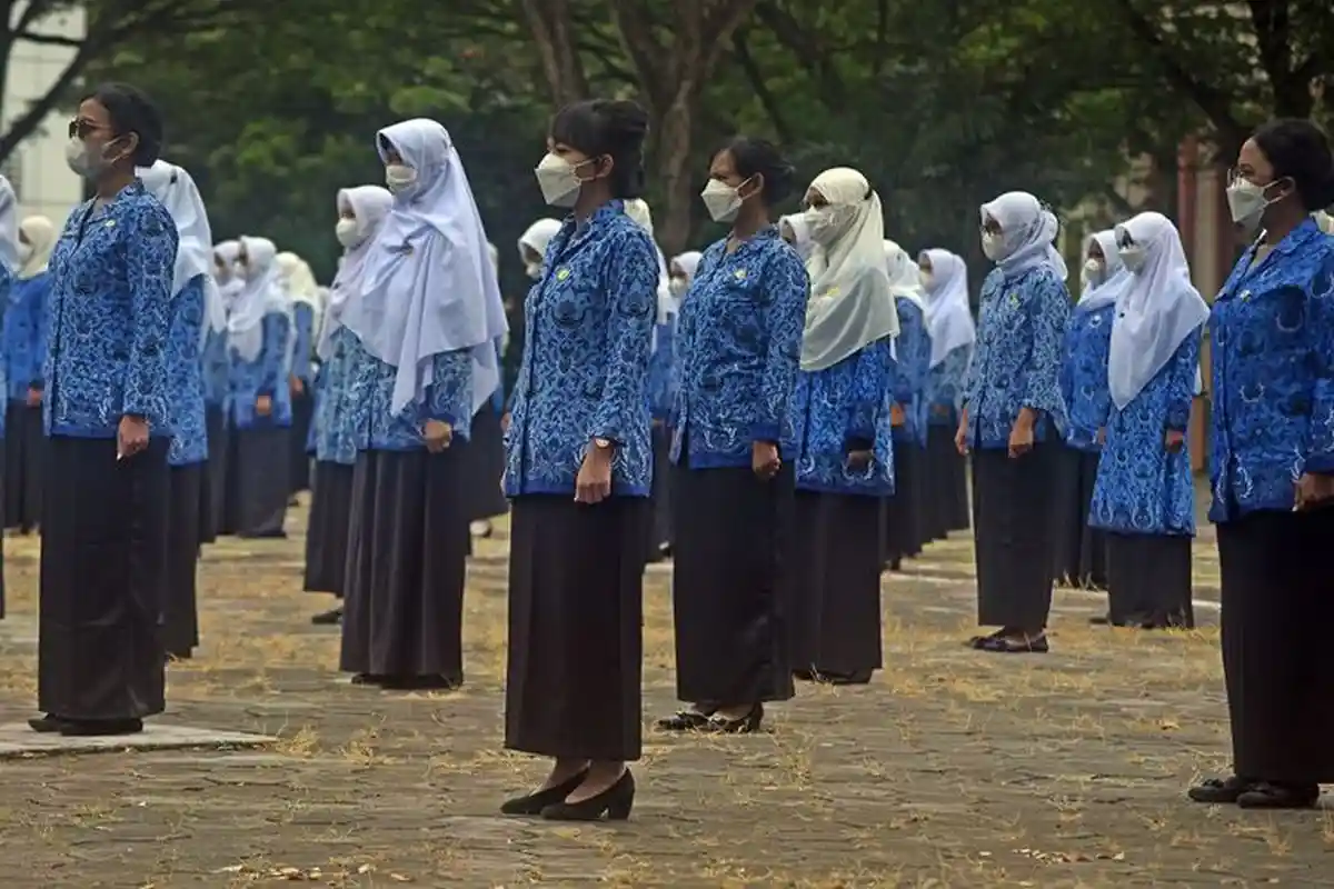 Rincian Gaji PNS Pusat dan Daerah