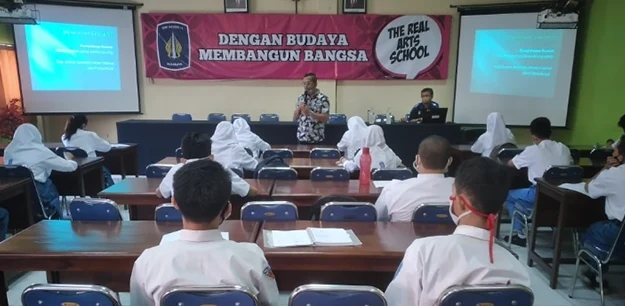 Syarat Masuk SMKN 12 Surabaya