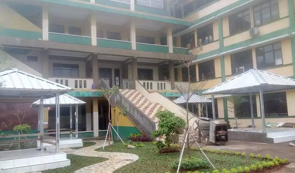 Profil Singkat Pondok Pesantren Al Muchtar Bekasi