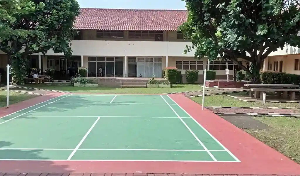 Program Beasiswa dan Keringanan Biaya